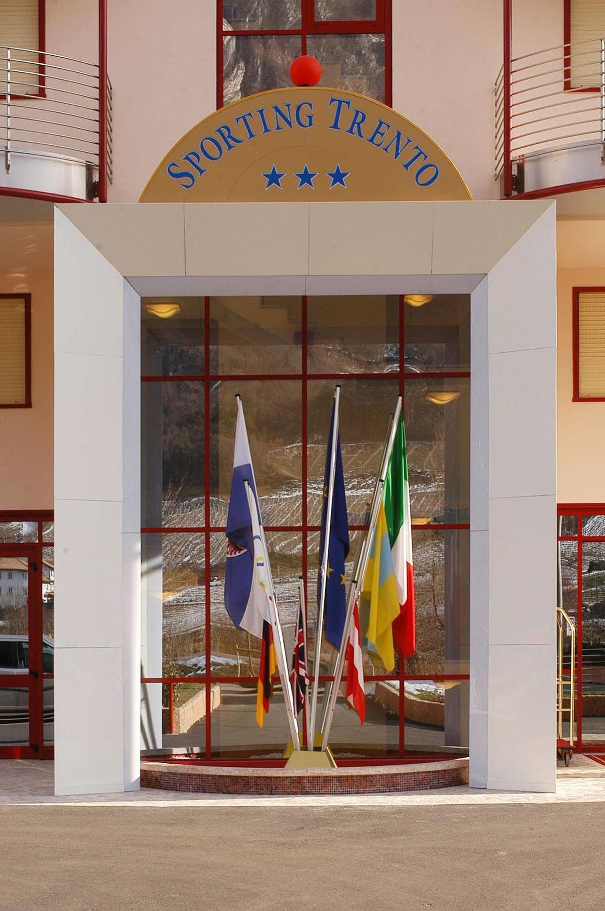 Hotel Sporting Trento Exterior photo